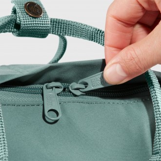 Batoh Fjällräven Kånken Korall